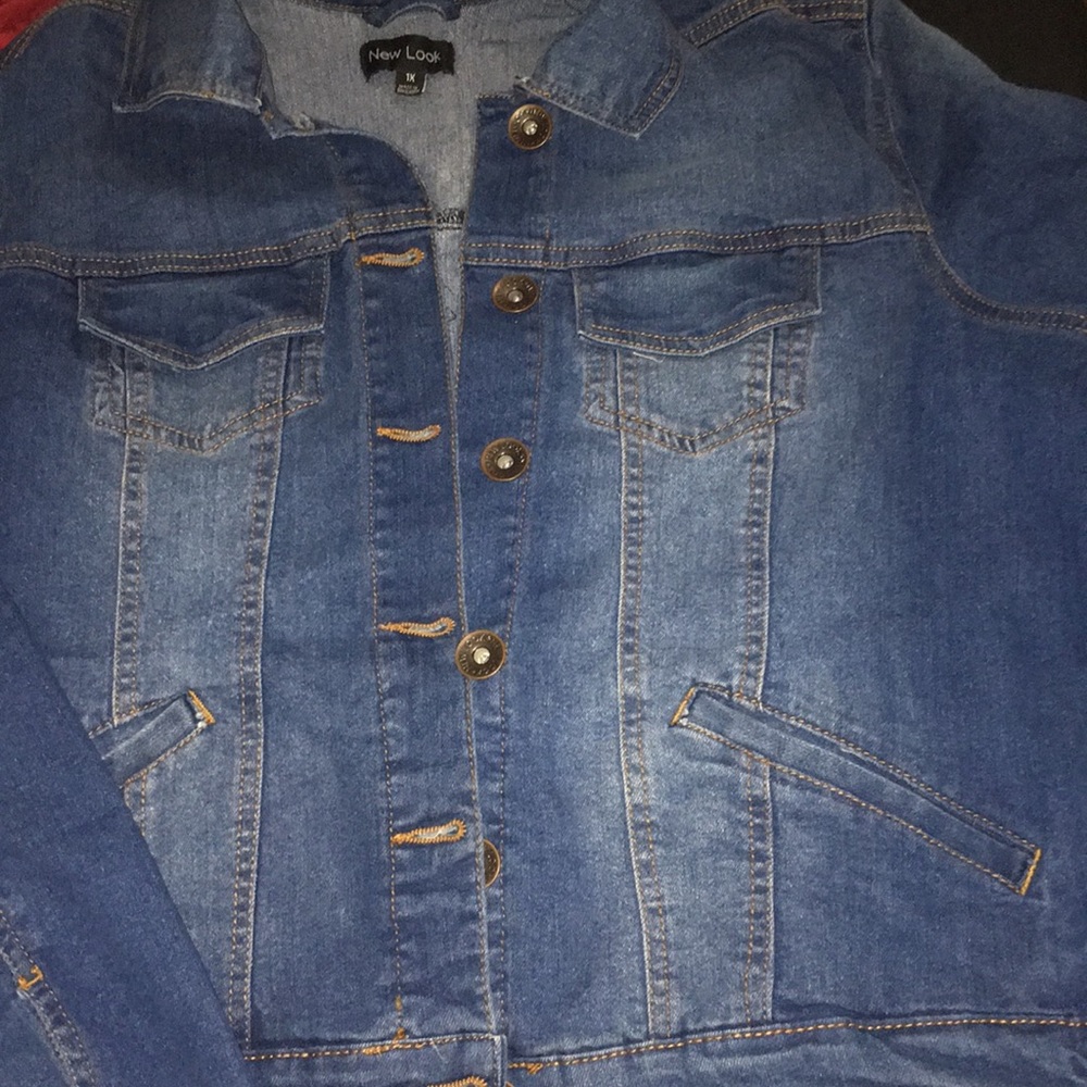 Women’s jean jacket, brand: new look, size 1x